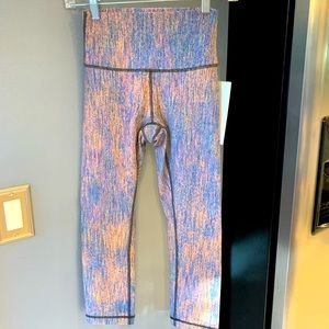 Lululemon Wunder Under HR Crop 21 inch Size 4 Multicolor Leggings NWT